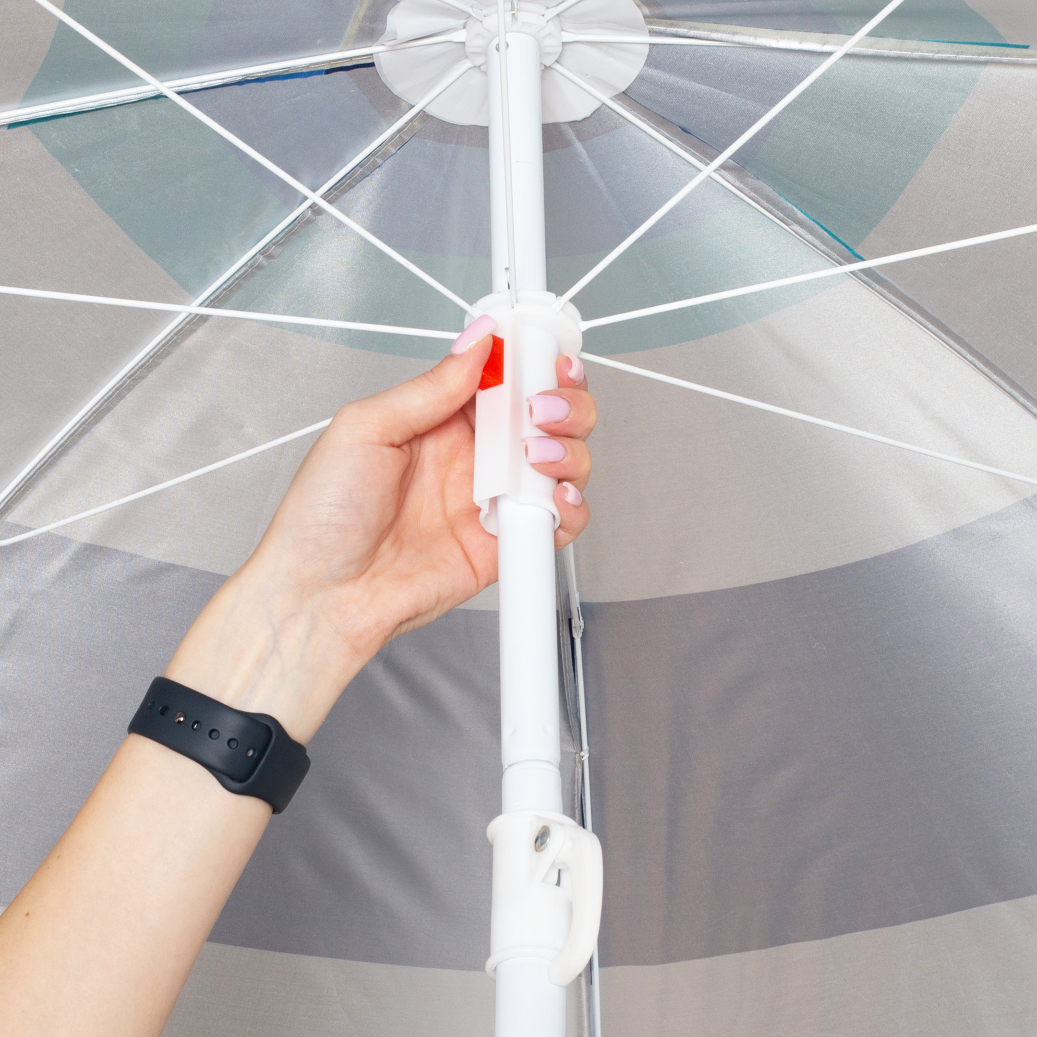 Parasol plażowy ogrodowy składany na balkon 180cm Paski biało-niebieskie