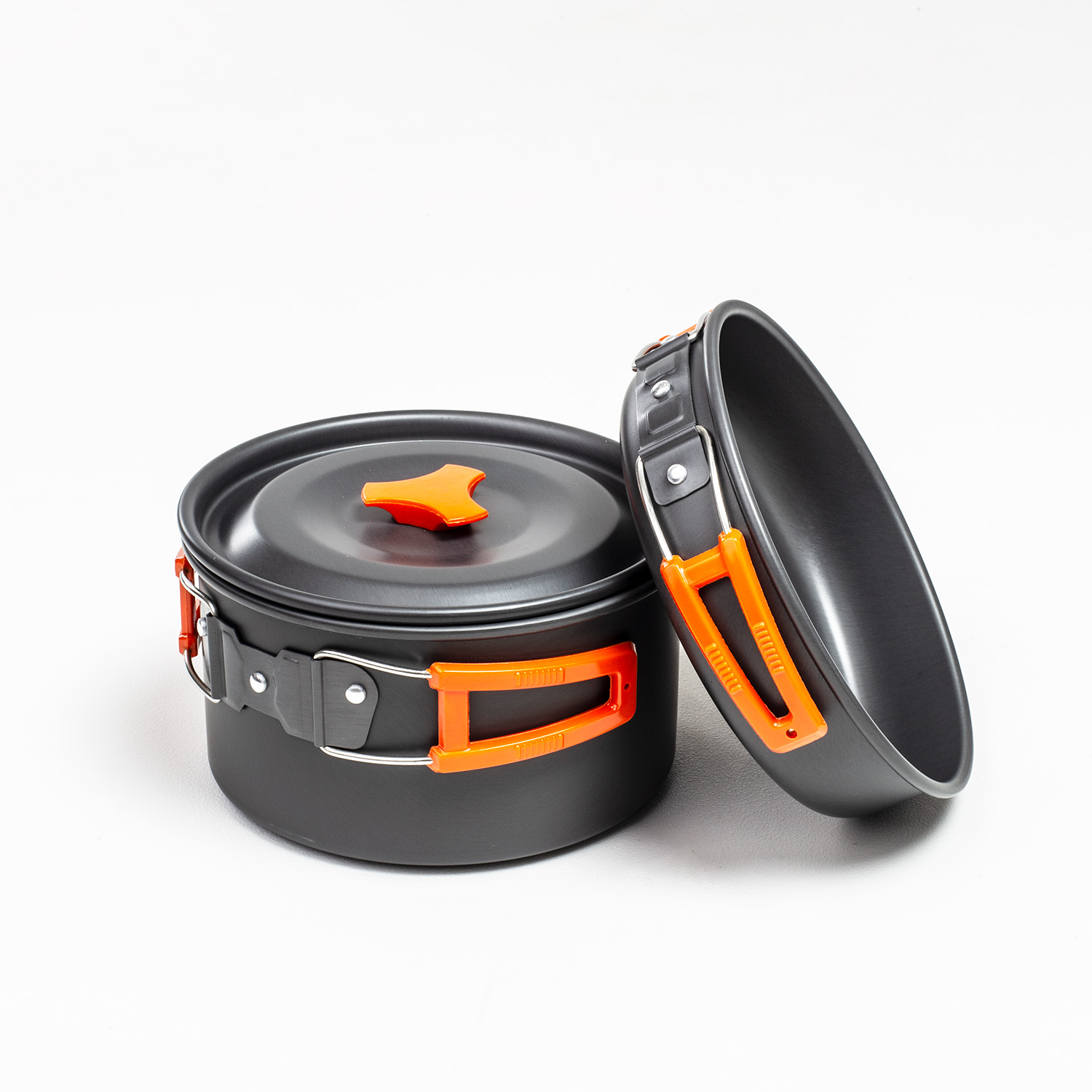 Zestaw garnków naczyń turystycznych pod namiot pomarańczowy