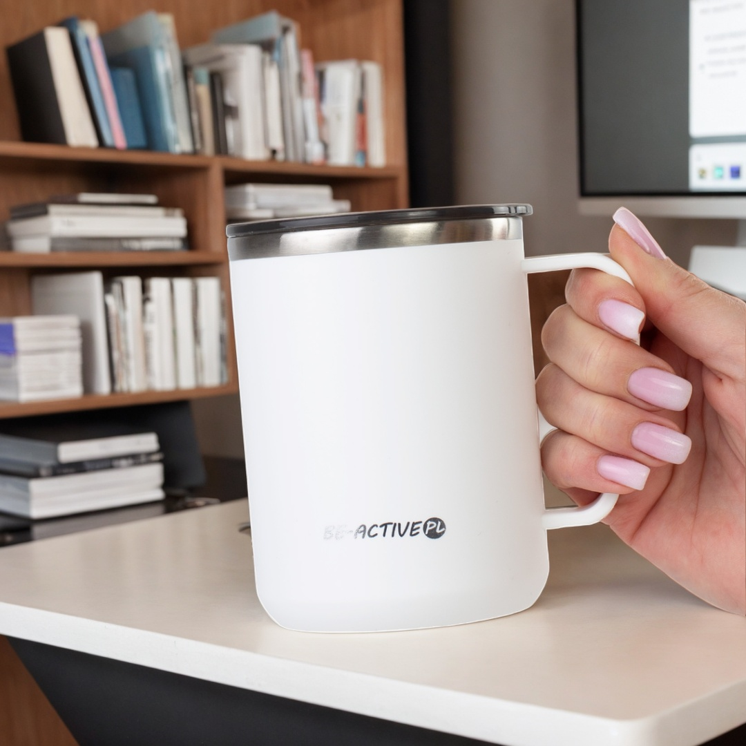 Kubek termiczny biały turystyczny termos z rączką 450ml na kawę herbatę