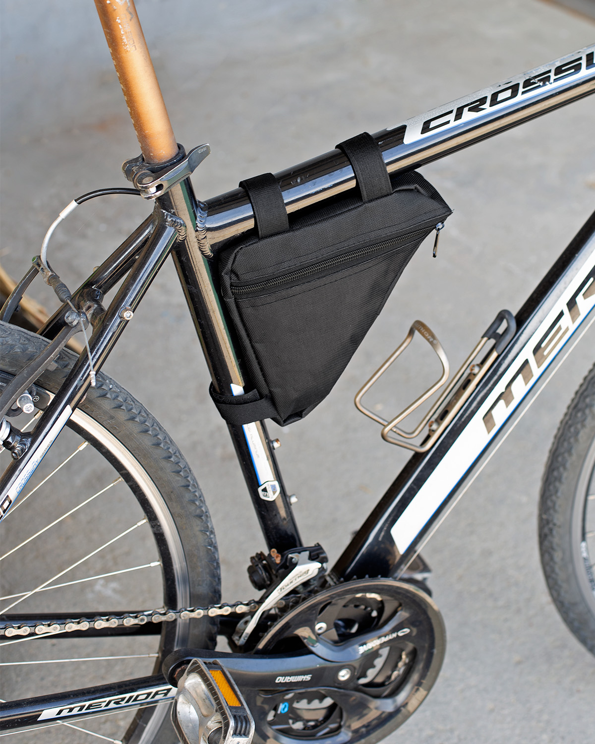 Sakwa rowerowa trójkątna saszetka na rower wodoodporna torba pod ramę