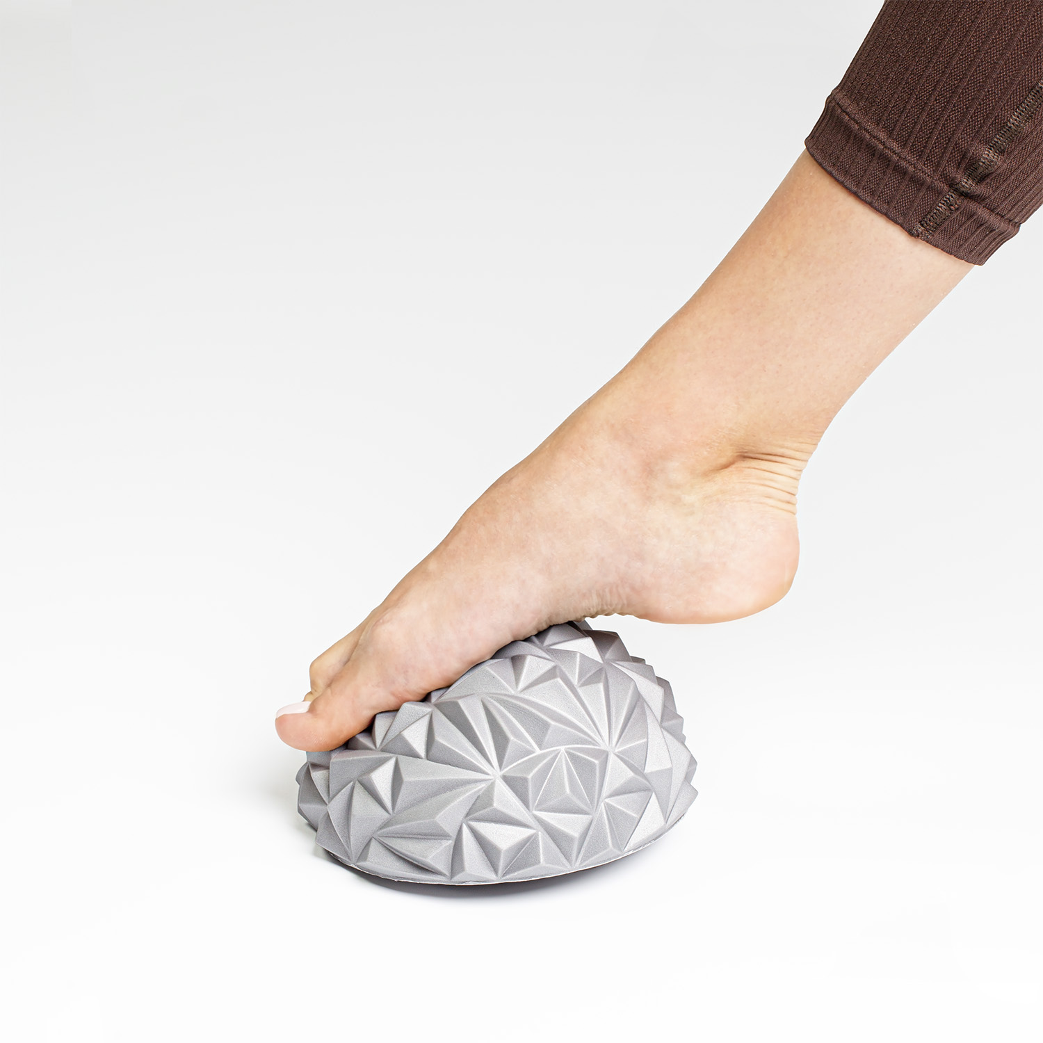 Półkula sensoryczna półjeżyk do rehabilitacji masażu srebrna