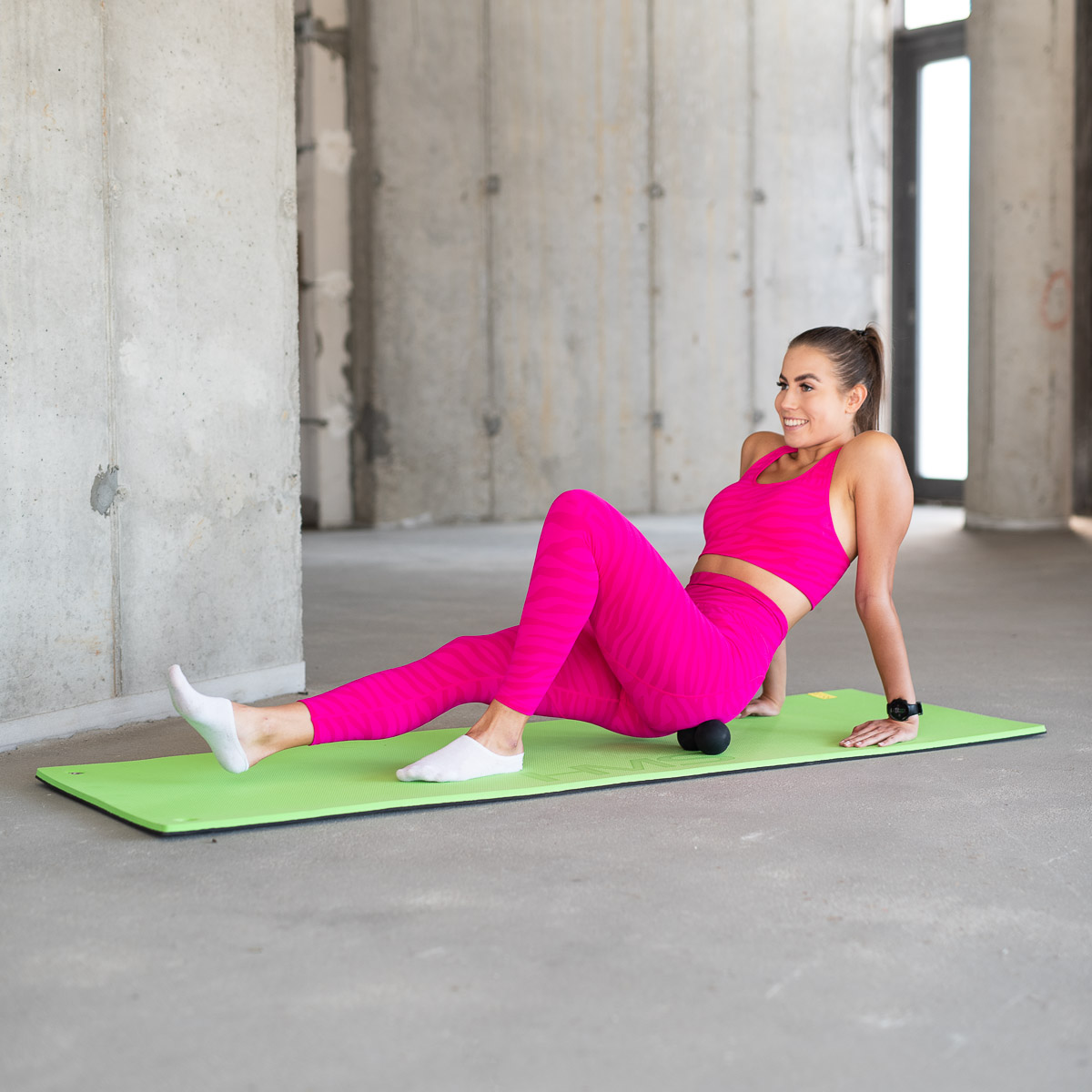 Piłka lacrosse pojedyńcza do masażu BLC01 green HMS