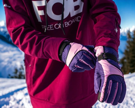 Rękawice zimowe narciarskie na sanki narty rozmiar M dłoń 17 cm jasnoróżowe