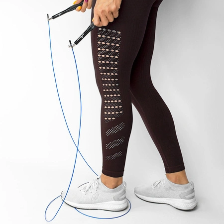 Skakanka regulowana z łożyskami czarno-niebieska Pretorians