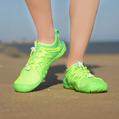 Buty do wody na plaże kamieniste kajak 38 zielone